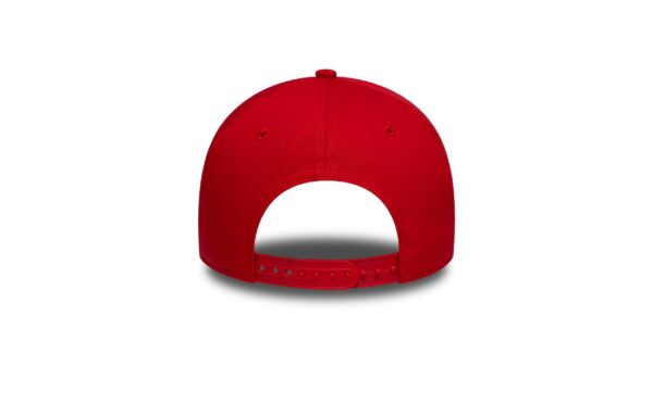 NBA Visor Hit Chicago Bulls Red 9FORTY E-Frame Cap Chicago Bulls logo on front Bulls wordmark logo on top of visor New Era Flag embroidered on left Structured E-Frame crown Snapback Curved visor 100% COTTON