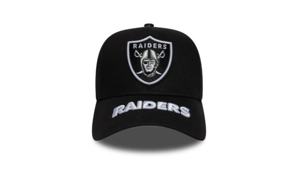 MLB Visor Hit Las Vegas Raiders Black 9FORTY E-Frame Cap Las Vegas Raiders logo on front Raiders wordmark logo on top of visor New Era Flag embroidered on left Structured E-Frame crown Snapback Curved visor 100% COTTON