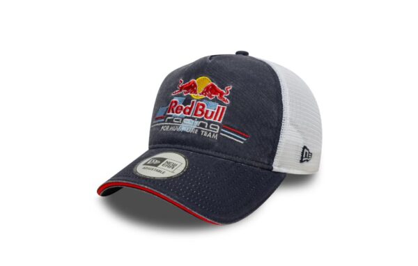 Structured E-Frame design with high crown Embroidered retro Red Bull Racing Formula One Team logo on front panel Breathable white mesh panels at the back for ventilation Adjustable plastic snapback closure Curved visor for sun protection New Era flag embroidered on the left side One size fits most Color: Navy front with white mesh