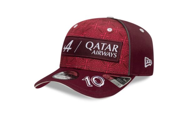 Official BWT Alpine F1 Cap. 9Fifty snapback. Stretch-Fit. Pre-curved visor. Embroidered logo on front and back. Size adjustable at the back. Material: 97% polyester, 3% elastane