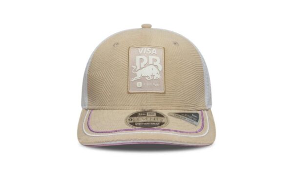 Official Red Bull Racing Miami cap in beige with a curved visor and mesh back panel. New Era 9SEVENTY design. Style, lightness, and racing spirit.