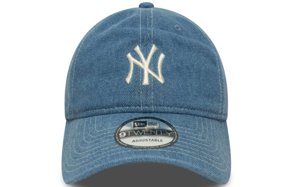 MLB Denim New York Yankees 9TWENTY Cap New York Yankees midi logo on front New Era Flag embroidered on left Unstructured crown Strapback Curved visor Made with denim fabric 42.6% COTTON, 34.7% POLYESTER, 17.4% VISCOSE, 3% ACRYLIC, 2.3% POLYAMIDE