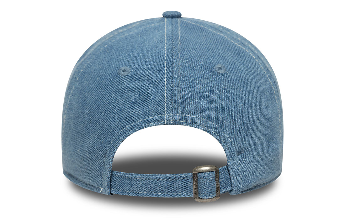 60667563_3 back MLB Denim New York Yankees 9TWENTY Cap New York Yankees midi logo on front New Era Flag embroidered on left Unstructured crown Strapback Curved visor Made with denim fabric 42.6% COTTON, 34.7% POLYESTER, 17.4% VISCOSE, 3% ACRYLIC, 2.3% POLYAMIDE