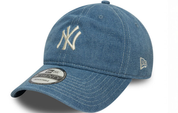 MLB Denim New York Yankees 9TWENTY Cap New York Yankees midi logo on front New Era Flag embroidered on left Unstructured crown Strapback Curved visor Made with denim fabric 42.6% COTTON, 34.7% POLYESTER, 17.4% VISCOSE, 3% ACRYLIC, 2.3% POLYAMIDE