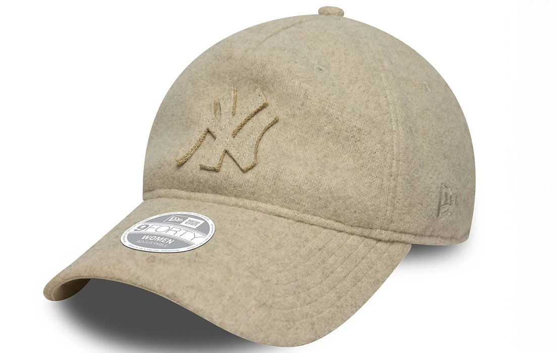 60691092 side Women MLB New York Yankees Light Beige 9TWENTY A-Frame Cap New York Yankees logo on front New Era Flag embroidered on left Unstructured A-Frame crown Strapback Curved visor Light beige undervisor 70% POLYESTER, 30% RAYON Product ID: 60691092