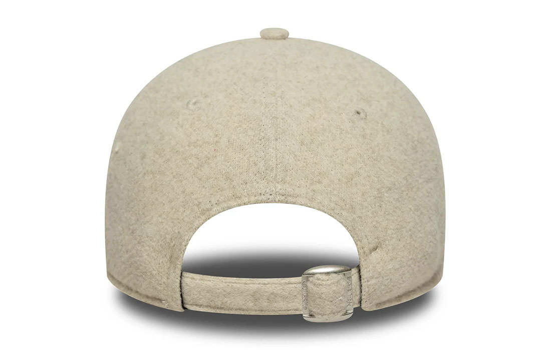 60691092_3 back Women MLB New York Yankees Light Beige 9TWENTY A-Frame Cap New York Yankees logo on front New Era Flag embroidered on left Unstructured A-Frame crown Strapback Curved visor Light beige undervisor 70% POLYESTER, 30% RAYON Product ID: 60691092