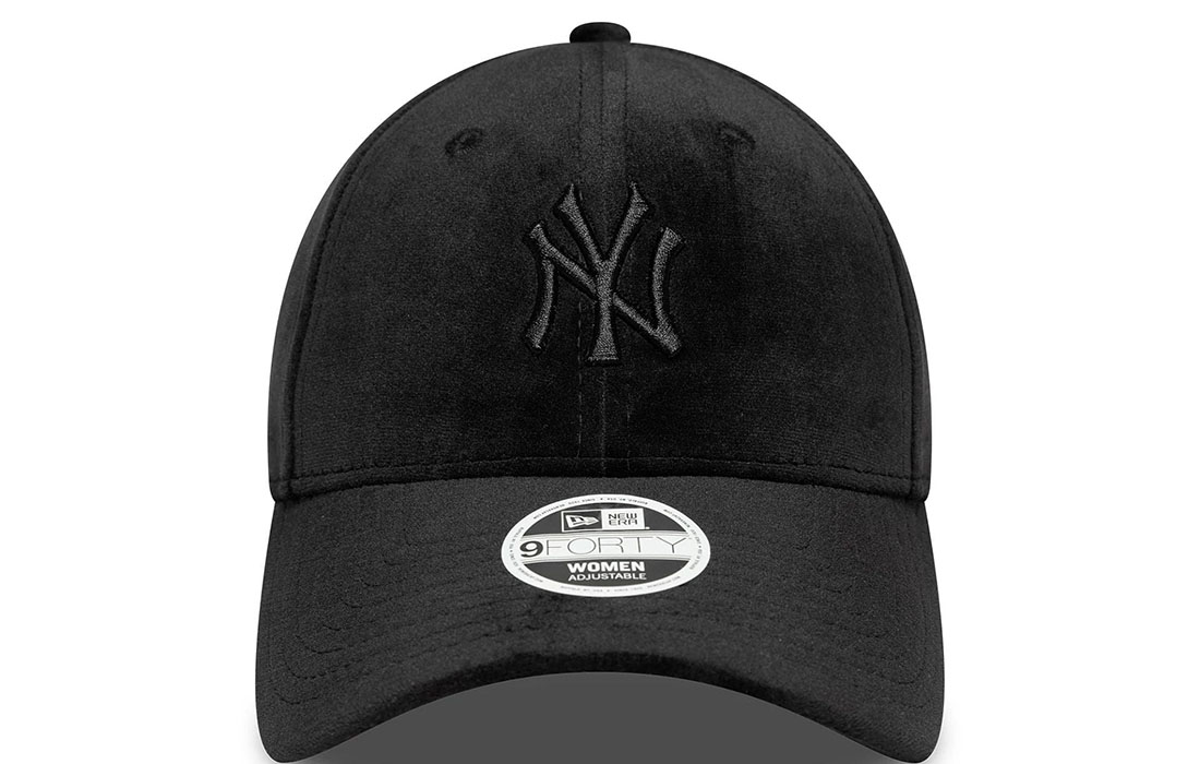 60758956_front Women MLB Velour New York Yankees Black 9FORTY Cap New York Yankees midi logo on front New Era Flag embroidered on left Structured crown Strapback Curved visor Black undervisor Made with velour fabric 89.6% POLYESTER, 10.4% SPANDEX Product ID: 60758956