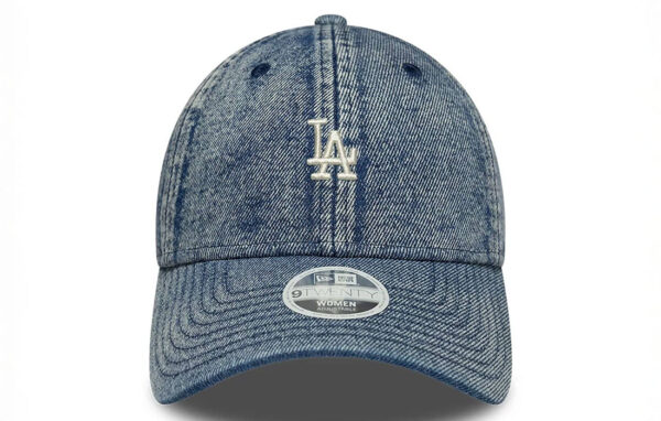 Womens MLB Denim LA Dodgers Blue 9TWENTY Cap LA Dodgers mini logo on front New Era Flag embroidered on left Unstructured crown     Strapback Curved visor Made with washed effect denim fabric   65% POLYESTER, 35% COTTON