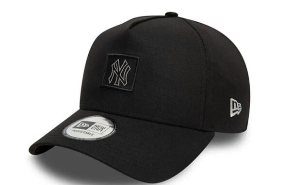 New Era 9Forty A-Frame  Cap New York Yankees metallic patch on the front New Era Flag embroidered on left Structured crown Curved visor COTTON Product ID 60595208