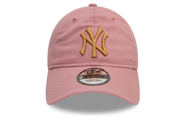 New York Yankees Light Green 9TWENTY cap New York Yankees logo embroidered on front New Era Flag embroidered on left Unstructured A-Frame crown Strapback Curved visor COTTON Product ID: 60595476