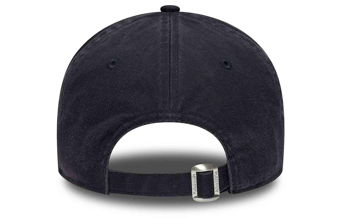 198582618734 back New York Yankees 9TWENTY cap New York Yankees logo embroidered on front New Era Flag embroidered on left Unstructured A-Frame crown Strapback Curved visor COTTON Product ID: 60667594