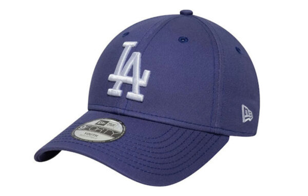 Embroidered LA Dodgers logo on front New Era Flag embroidered on left Structured crown Curved visor Youth Cap 100% COTTON Product ID: 60667413